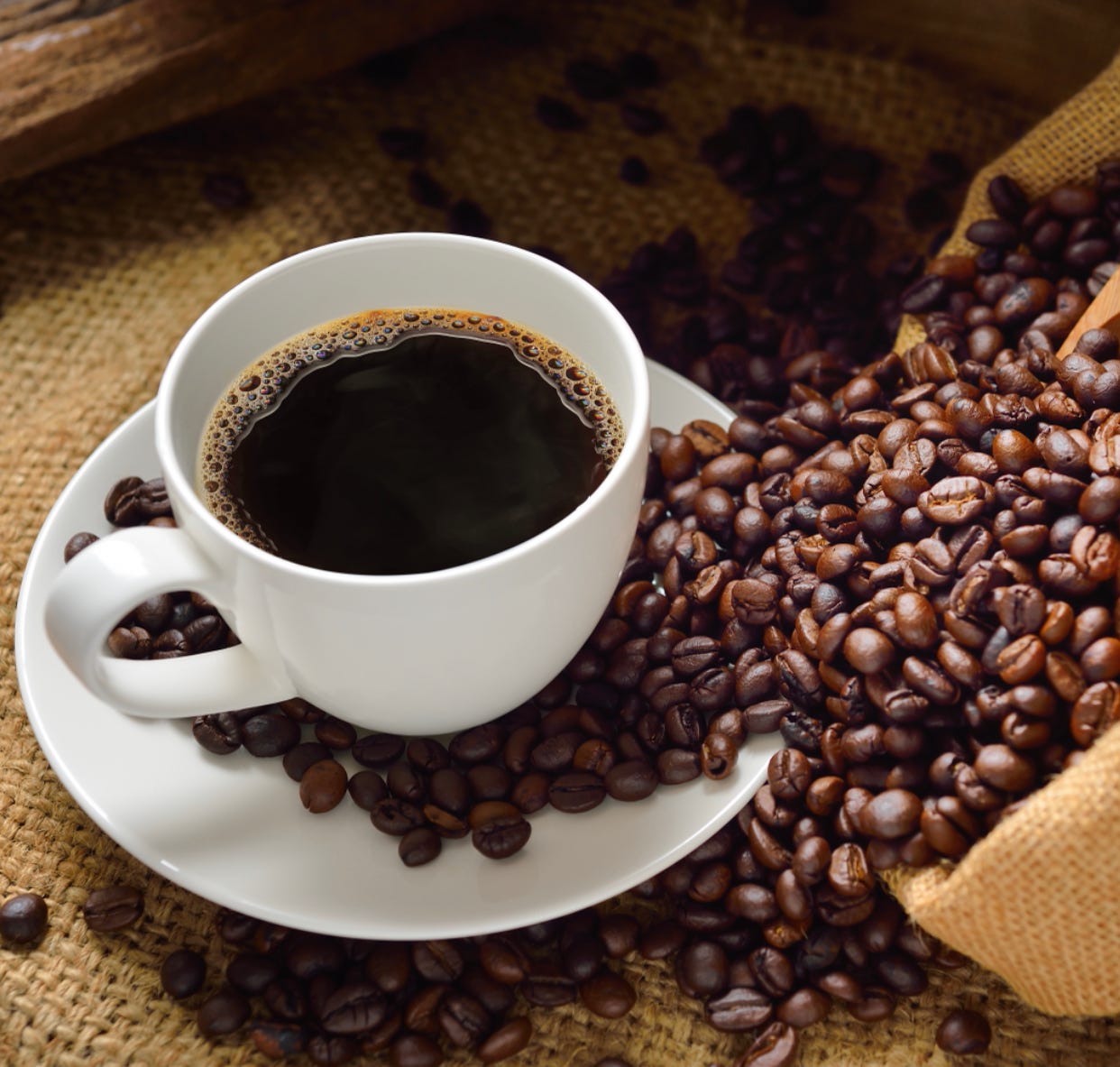 Unlocking Weight Loss Potential: The Surprising Link Between Unsweetened Coffee and Shedding Extra Kilos